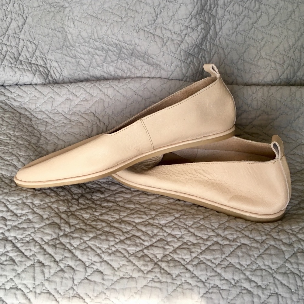 💕FIRTH flats💕 - Picture 2 of 5